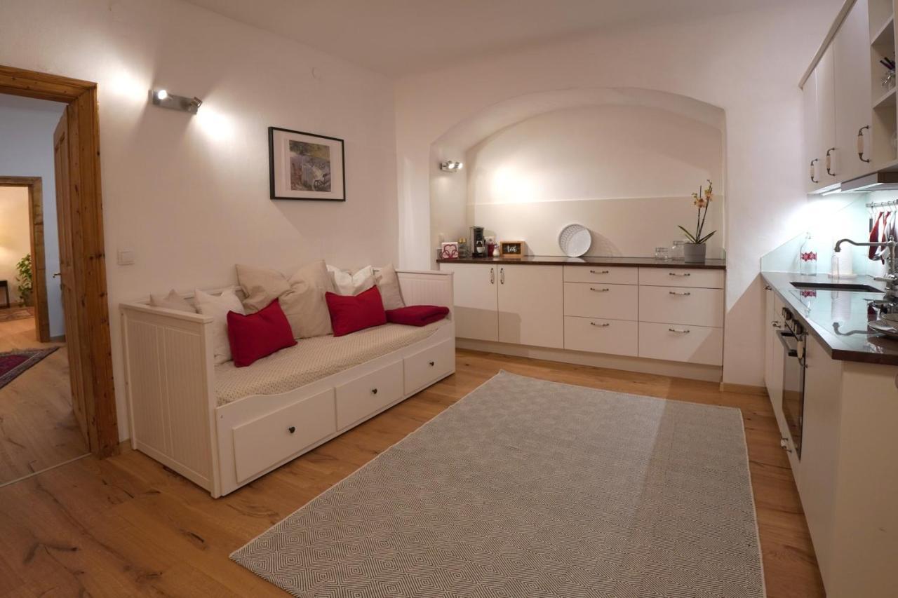 Altstadt Apartment Am Schergentor Hall in Tirol Exteriér fotografie